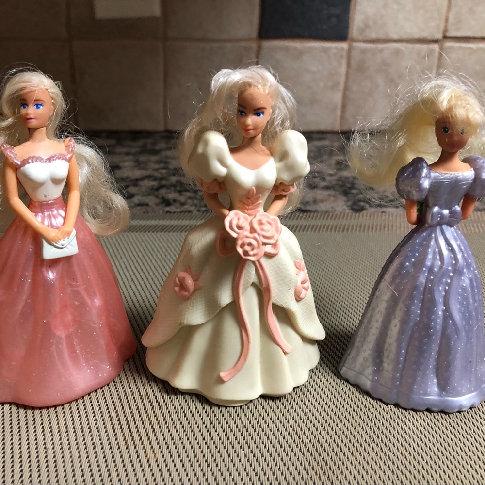 Vintage Barbie Figurine’s